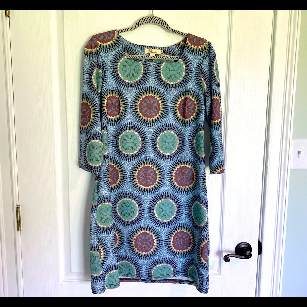 Aryeh pattern shift dress with sleeves